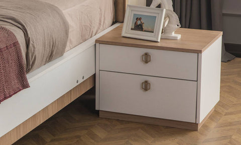 Silven White Modern Bedroom Set