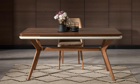 Simple Wooden Leg Dining Room Set