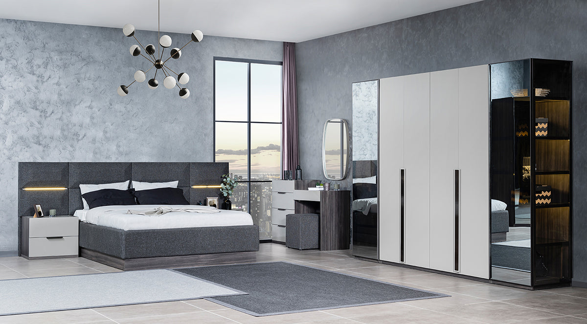 Adessa Accordion 6 Door Bedroom Set